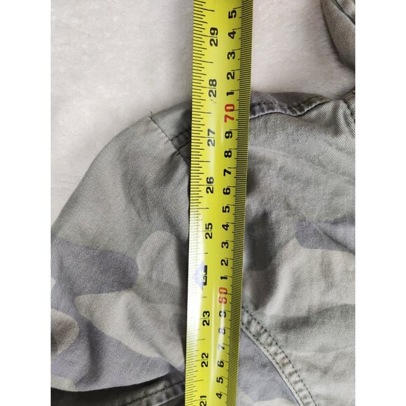 Hollister Womens Camo Utility Jacket Size Large Front Pockets & Button Detail - Picture 14 of 15